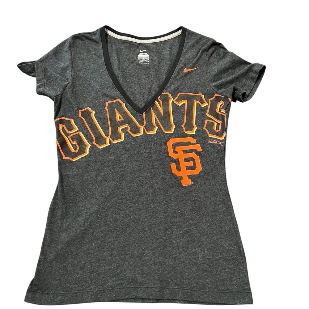 Authentic Licensed Nike San Francisco GIANTS V-Neck tshirt size medium